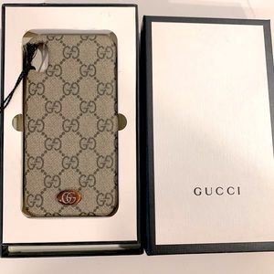 💖GUCCI PHONE CASE IPHONE XS MAX - NEW W/ TAGS, AUTHENTICITY CARDS & PACKAGING🍒